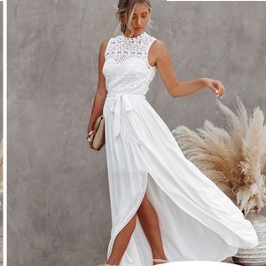 NWT WITHOUT A DOUBT CROCHET LACE MAXI DRESS